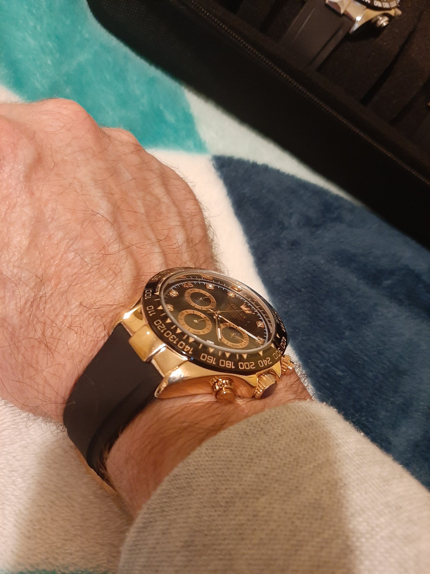 Daytona  [Black & Gold]