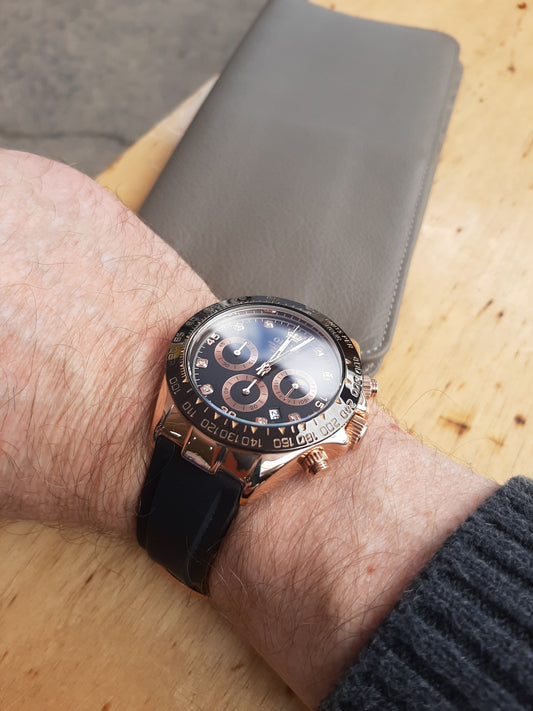 Daytona  [Black & Gold]